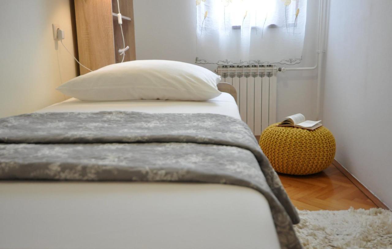 Apartman Lory Pula Luaran gambar